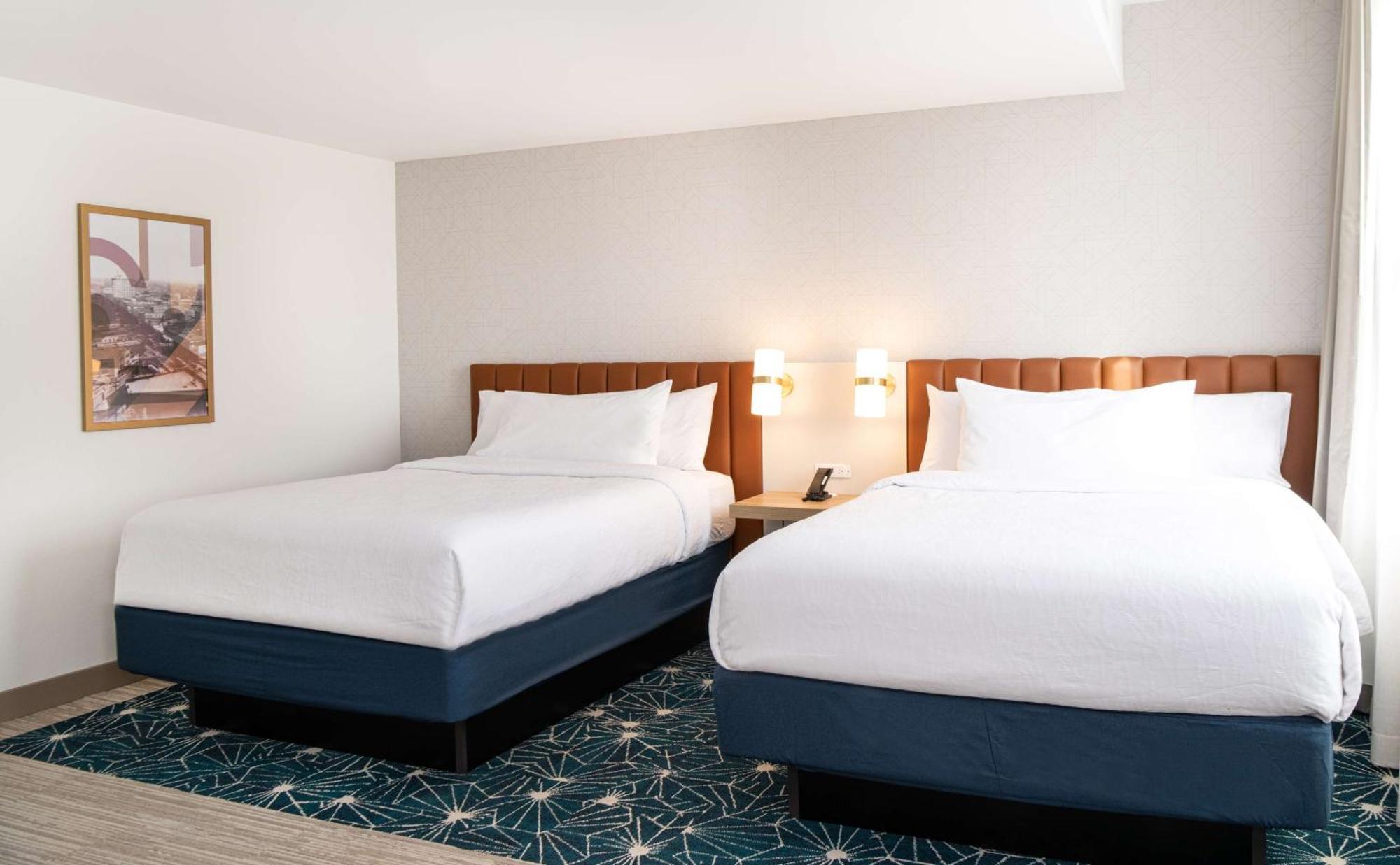 Hilton Garden Inn Flint Downtown Екстер'єр фото